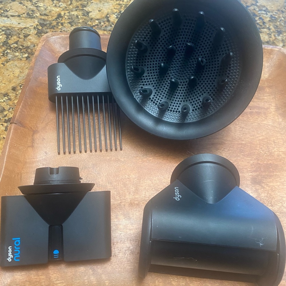 Dyson Black Hair Dryer Attachment Set